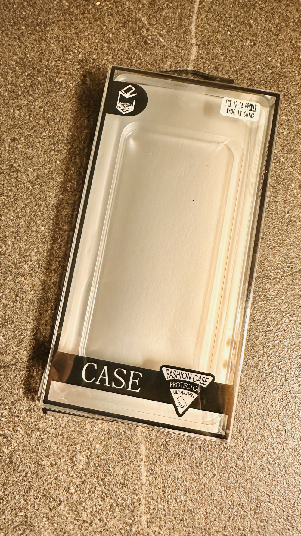 Átlátszó - MagSafe-rögzítésű iPhone védőtok Átlátszó - MagSafe-rögzítésű iPhone védőtok